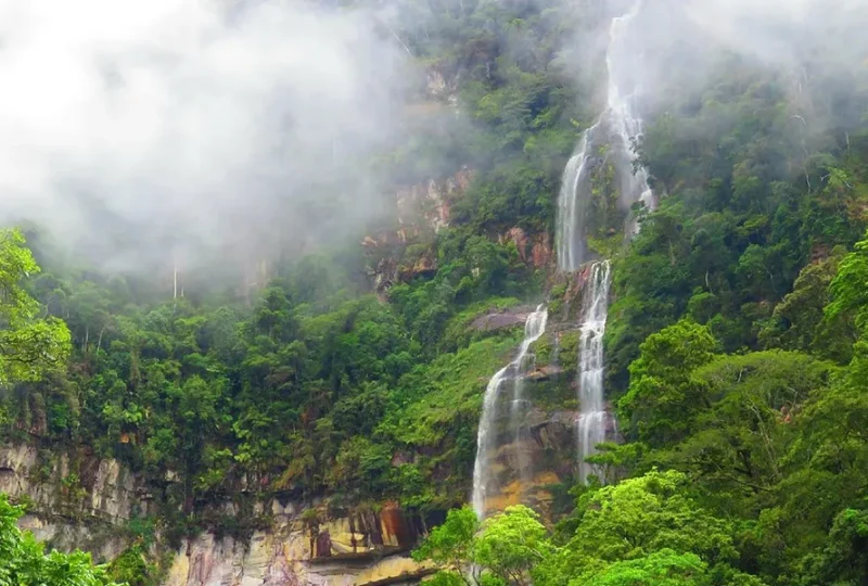 Catarata-de-Ahuashiyacu