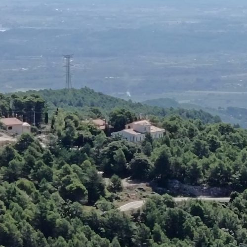 b5563f20-6a54-486a-8f33-37588e07f33d